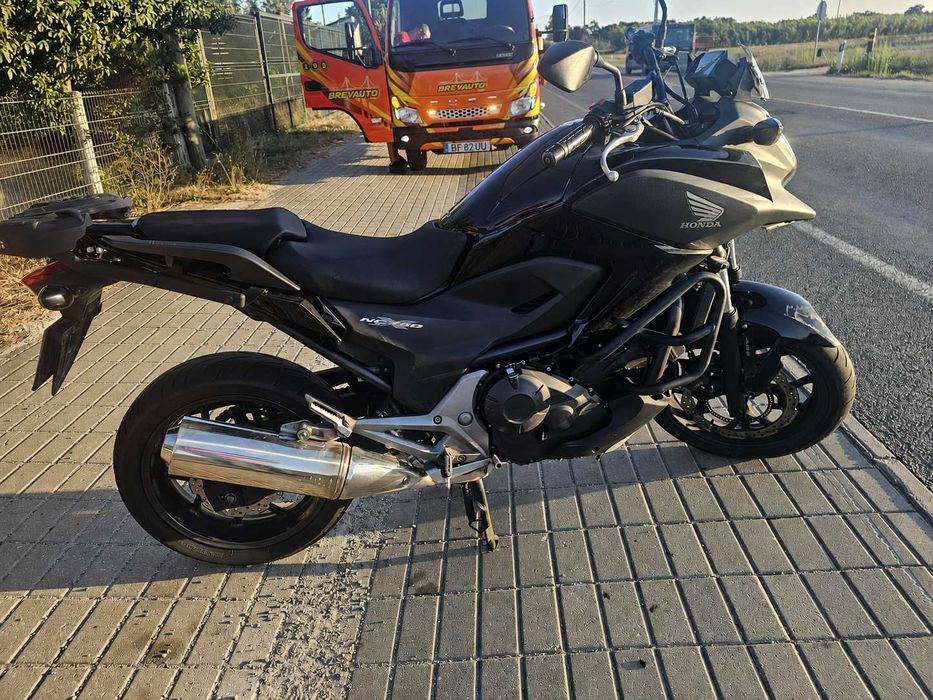 Honda NC750X 2015 - Acidentada