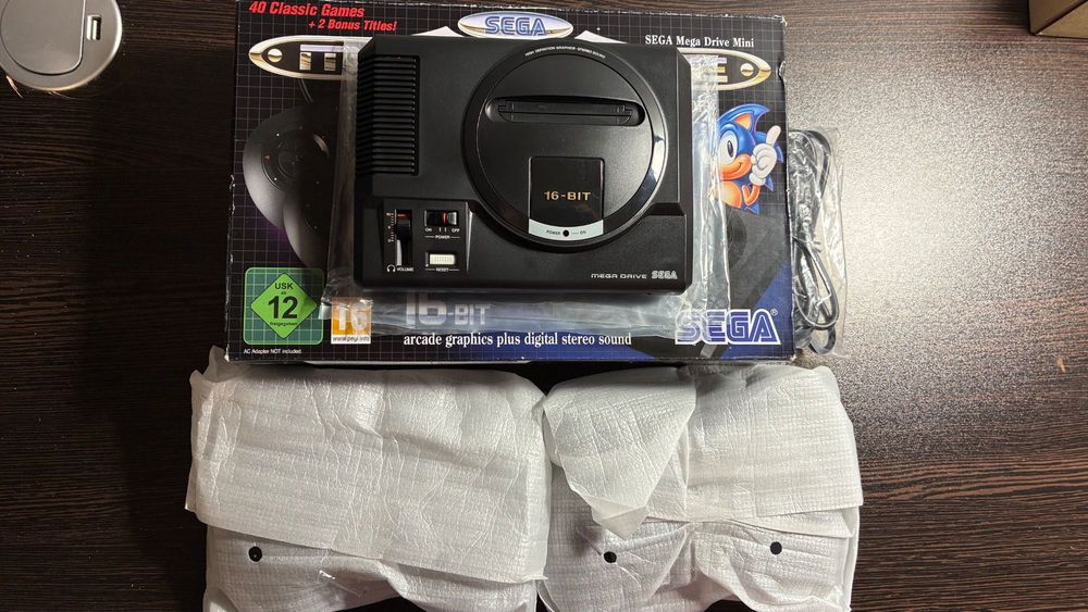 Mega Drive Mini SEMI NOVA