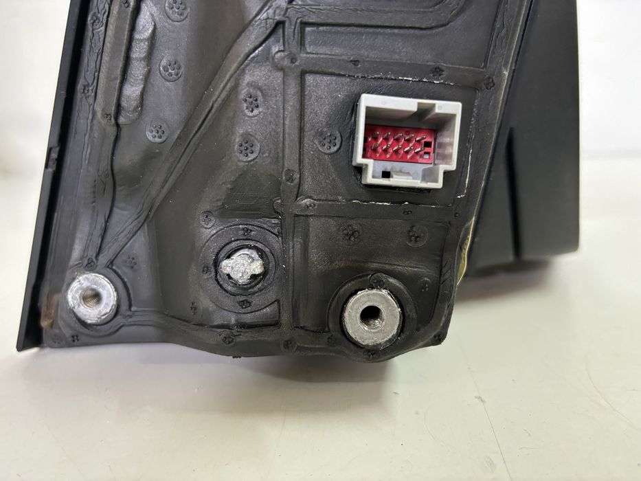 Ford Kuga MK2 kompletne lusterko prawe z asystentem 10 PIN