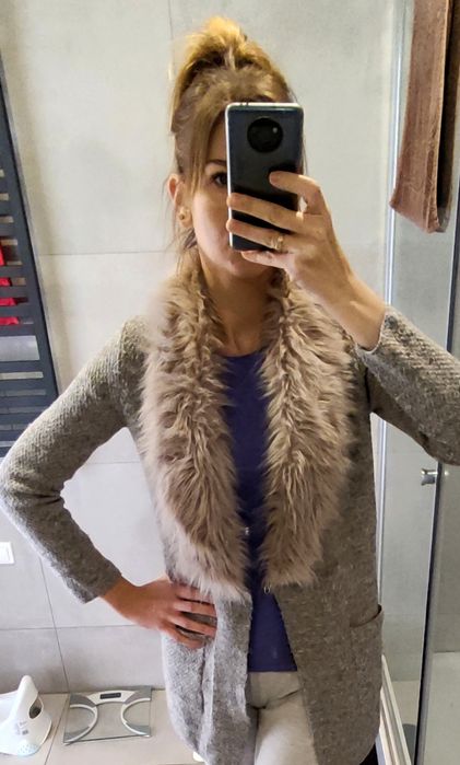 Kardigan sweter narzutka z futerkiem ciepły