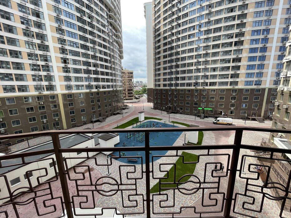 Аркадия 2 ком на Каманина 16 Море люкс . 45 жемчужины