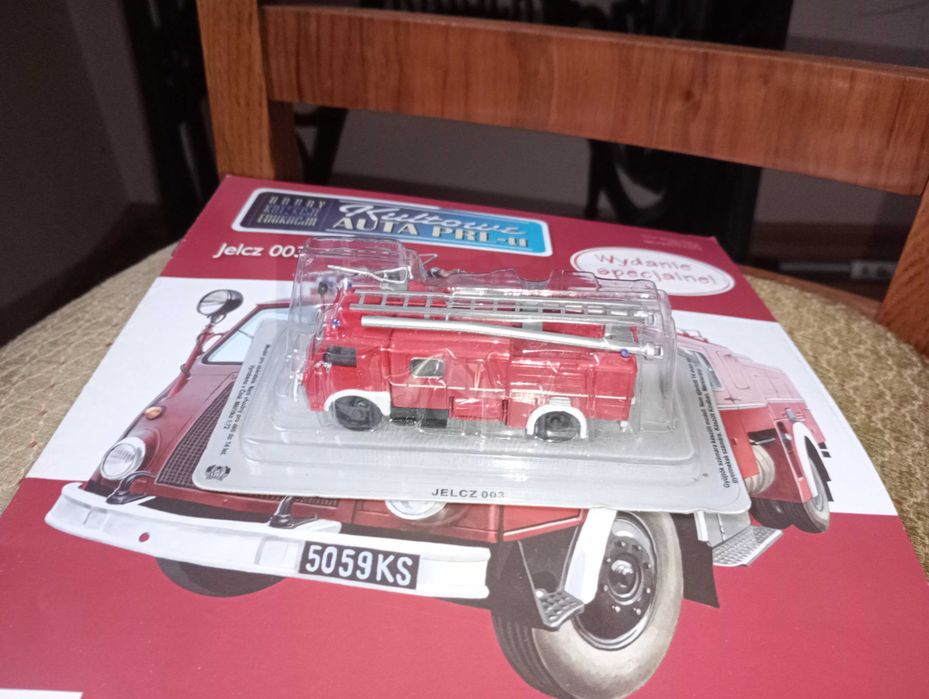 Kultowe Auta PRL Jelcz 003