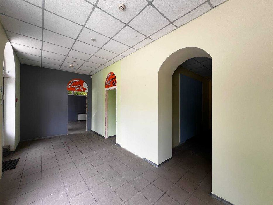 Продаж приміщення вільного призначення в районі Ж/Д вокзалу!