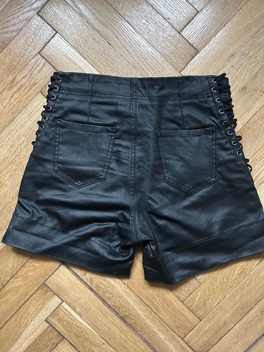 Damskie spodenki ekoskóra