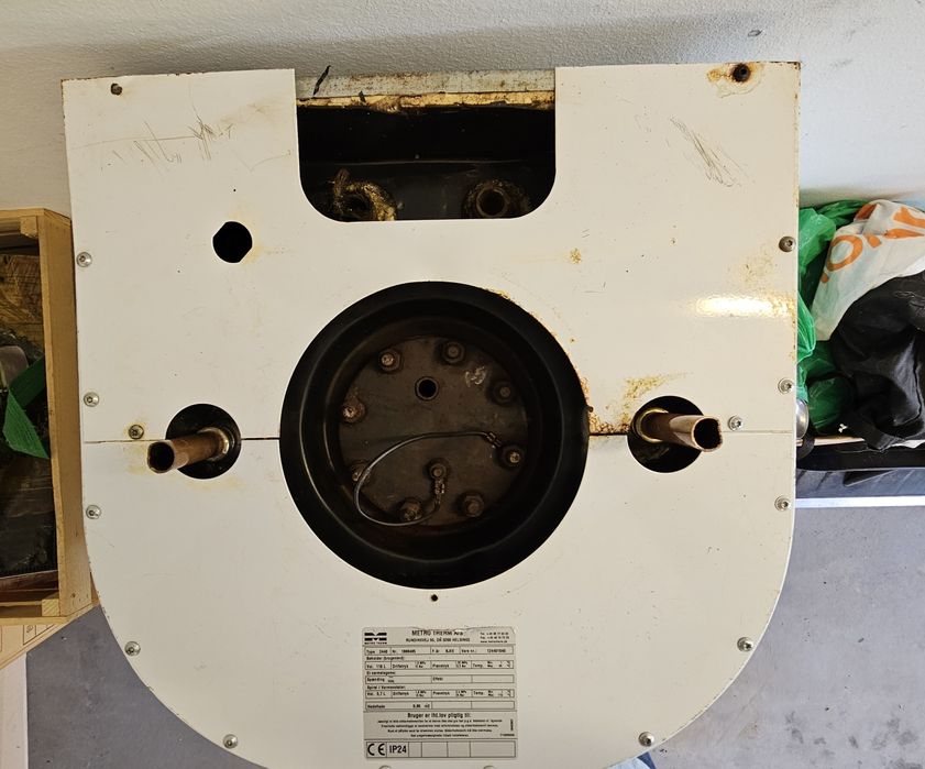 Boiler z wężownicą 110l Metro Therm