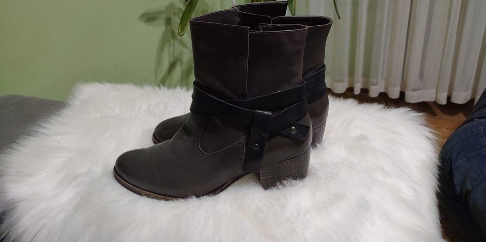 Skórzane botki rozmiar 37