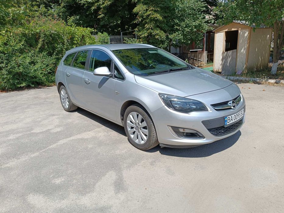 Opel Astra J Sports Tourer 2015