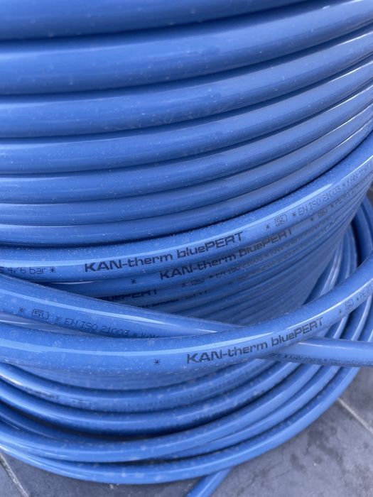 Rura do podlogowki 130 m Kan Therm pert blue fi 16