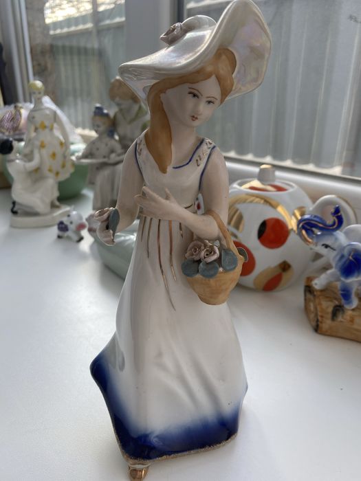 Продам статуэтку