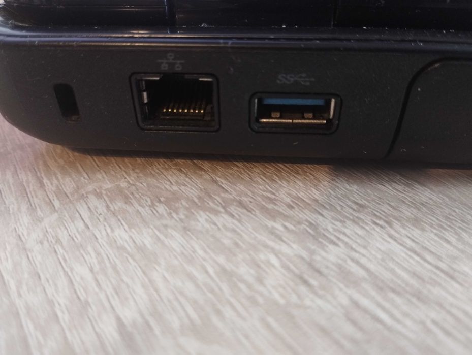Ноутбук от  DELL