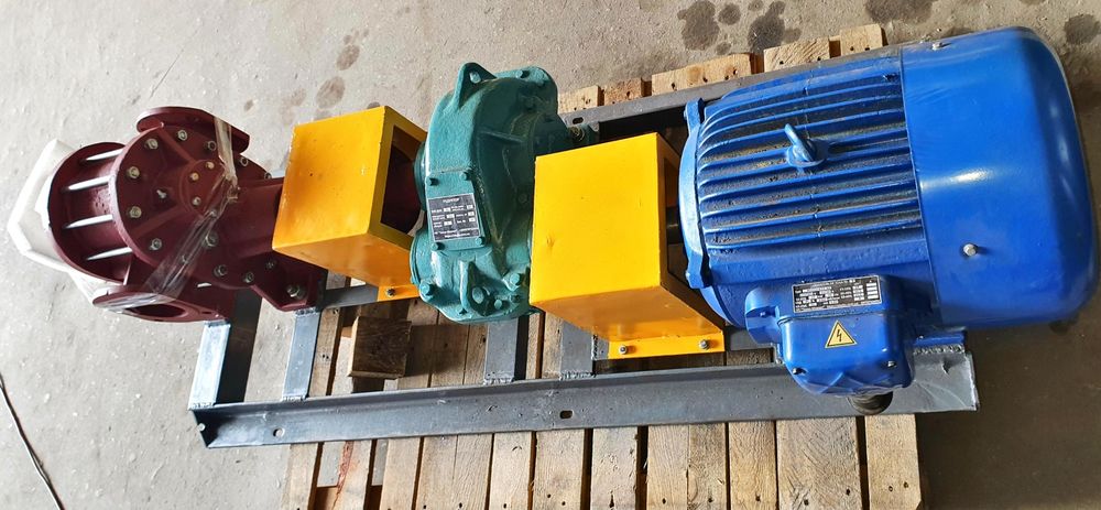 Насос П6 ППВ для перекачки лака , сусла, патоки, мелассы, мезги.