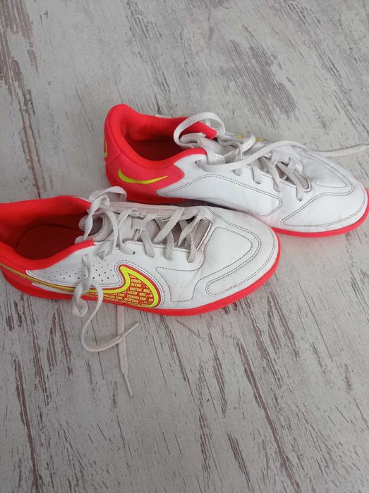 Buty, halówki, rozmiar 38,5 Nike