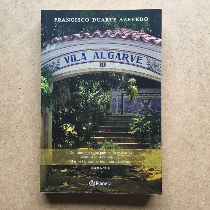 "Vila Algarve" de Francisco Duarte Azevedo [Esgotado]