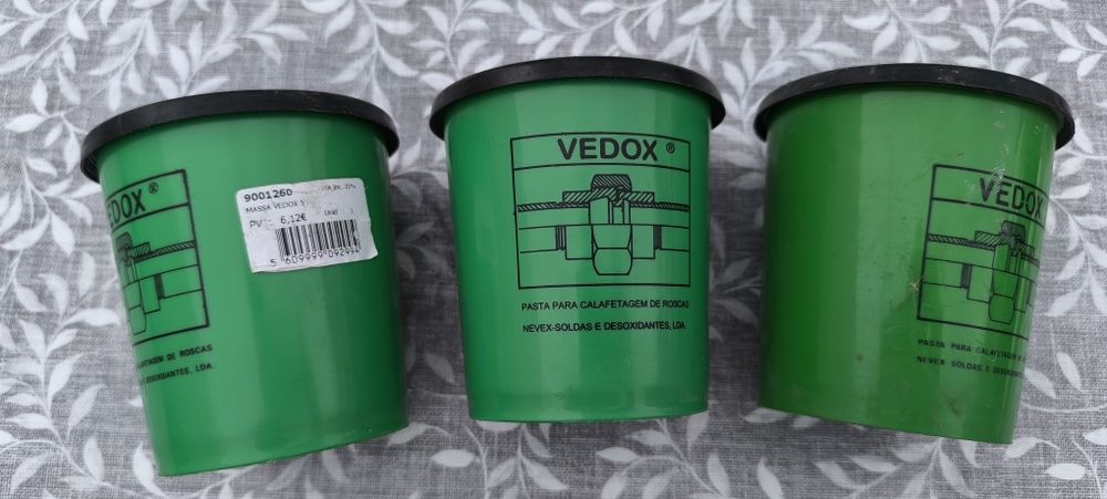 Massa Vedox para roscas