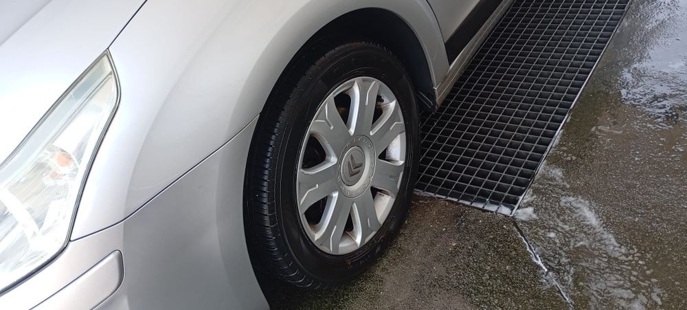 Citroën C4 — fotografia 5