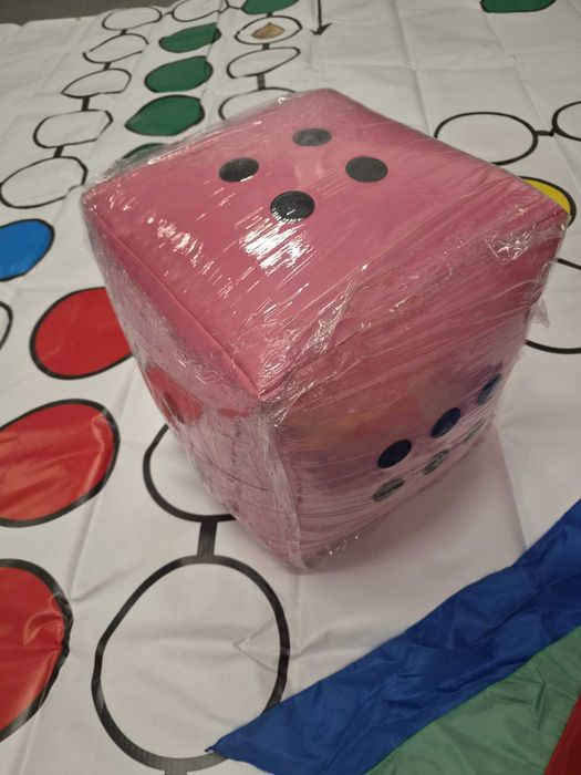 Gra planszowa XXL Mega Chińczyk 3x3m + wielka kostka