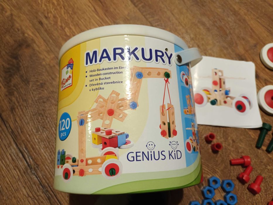 Bino, drewniane klocki