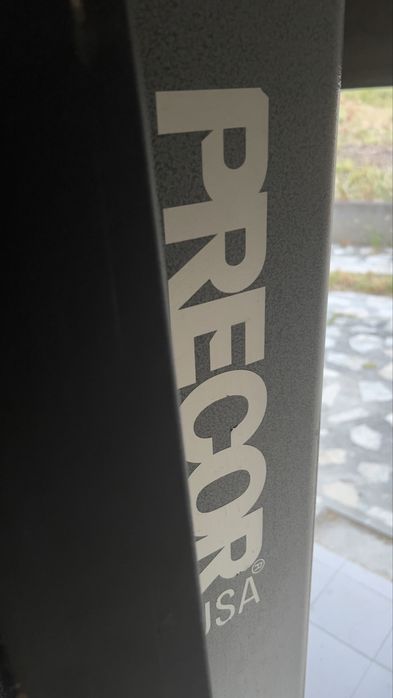Lat pull down precor Usa