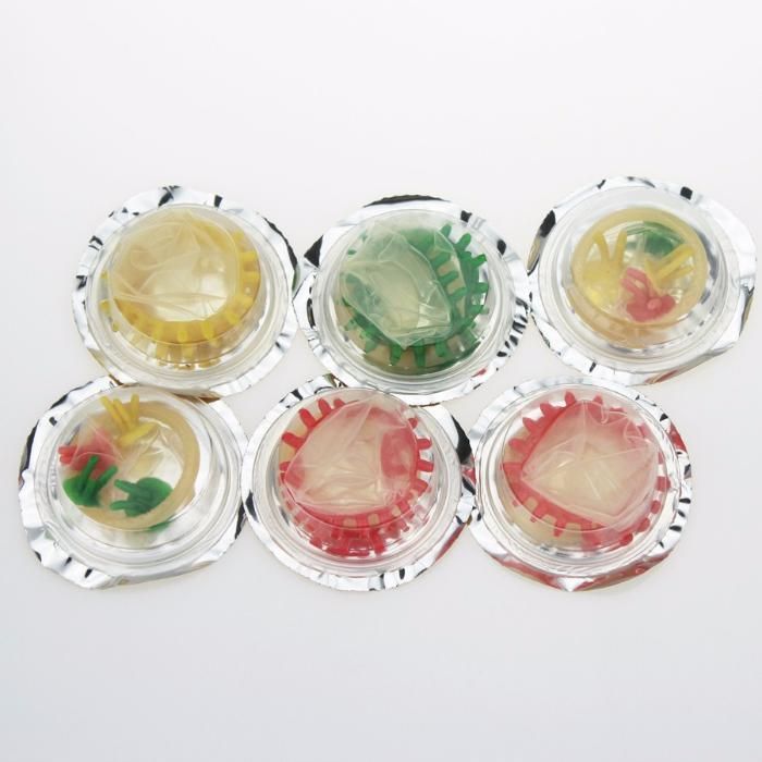 Презервативи з шипами та вусиками (32/10)