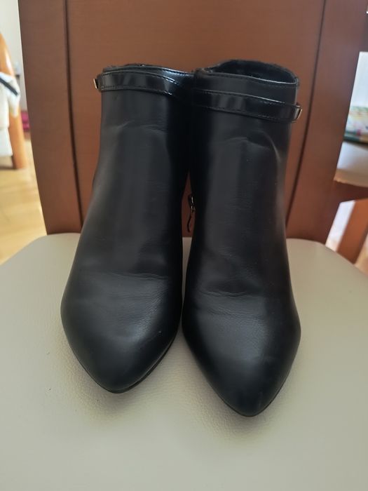 Botki damskie ..