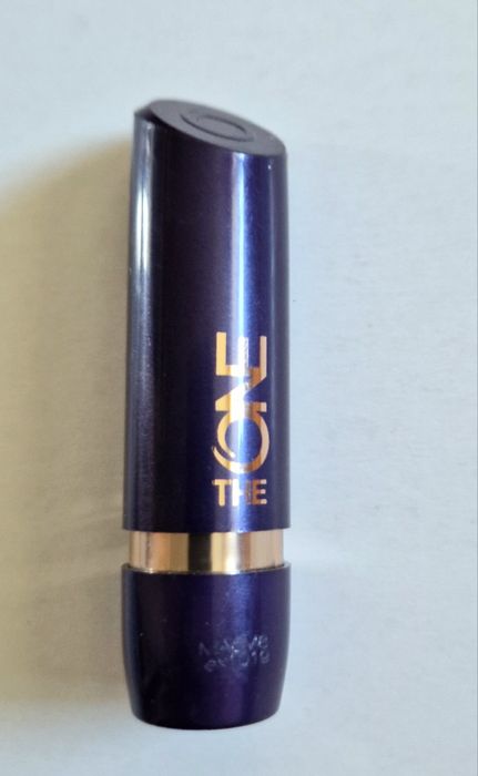 Szminka pomadka do ust The ONE Oriflame odcień Eclectic Pink
Opis:
Wie