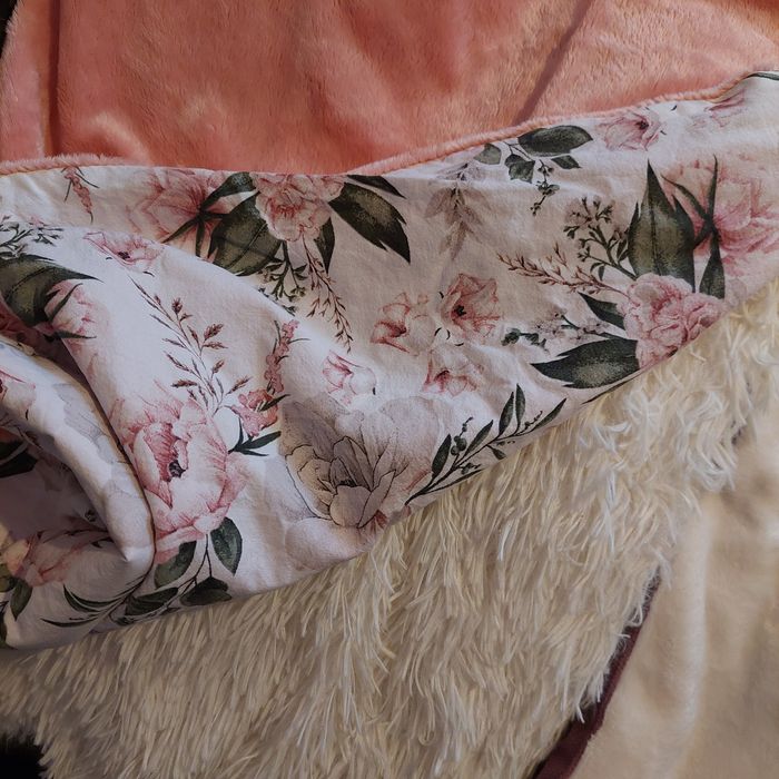 Kocyk dla noworodka dwustronny babymam