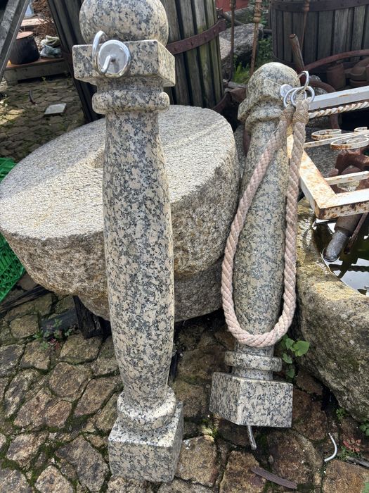 Pilares para uma entrada em marmore