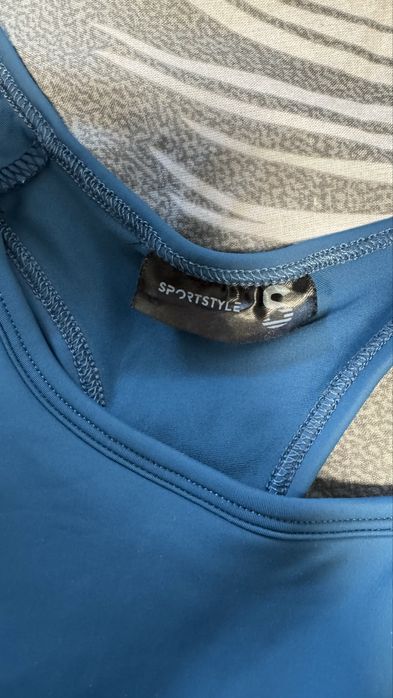 Спортивний костюм