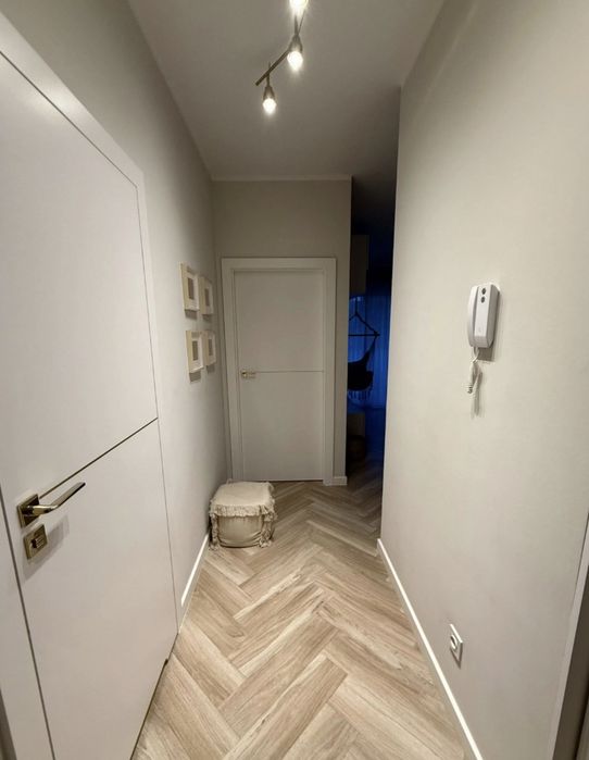 Квартира у Варшаві 2/х кім