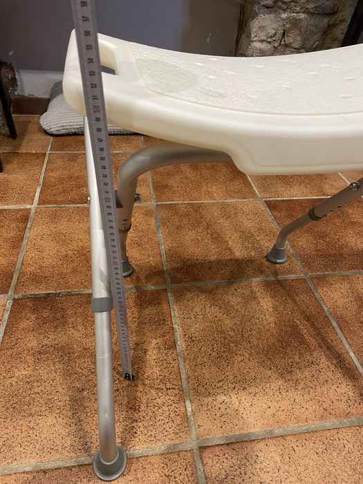 Banco em pvc/alumínio para duche