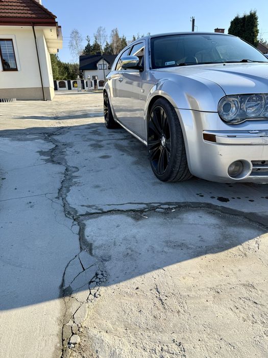 Sprzedam chryslera 300c