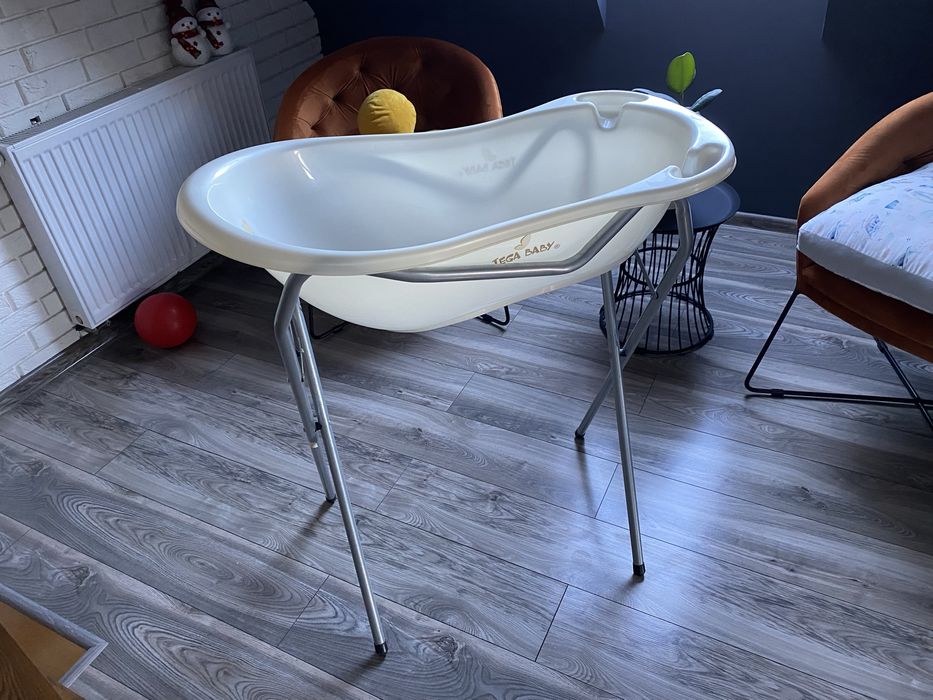 Wanienka ze stojakiem Tega Baby