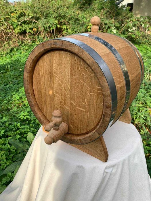 Бочки дубові для напоїв діжка бочка дубова для алкоголю вина коняку