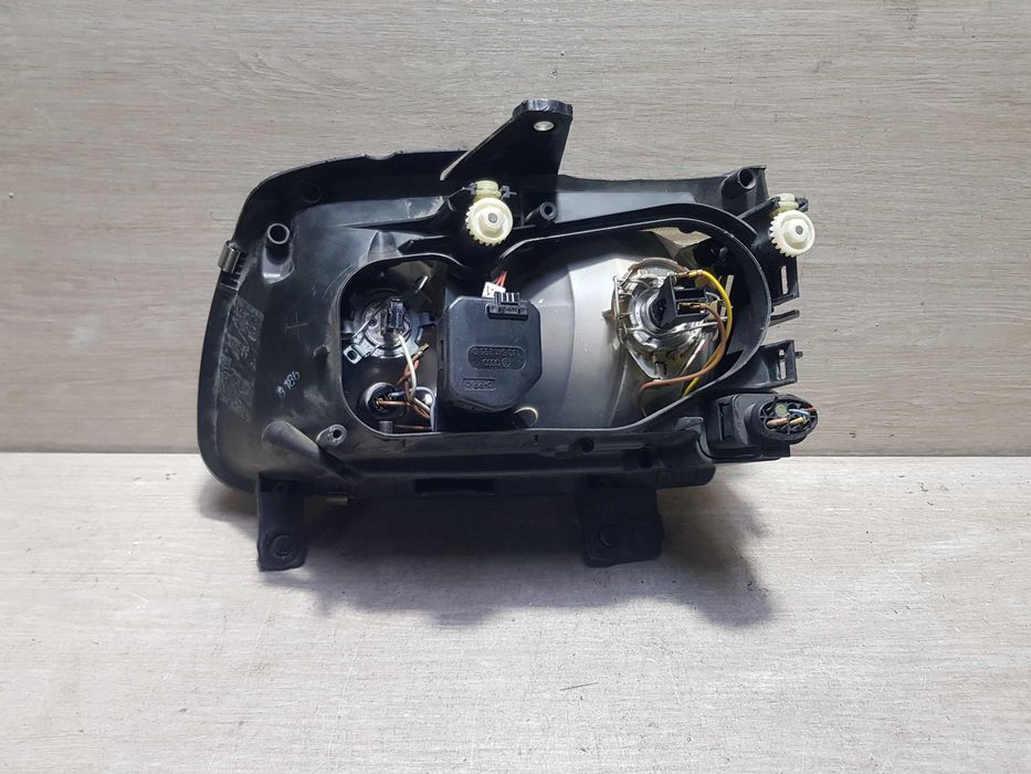 Фара Volkswagen Polo 3 1998-2001р. рестайл