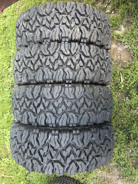Шини болотні 235/70 R16 резина нова наварка