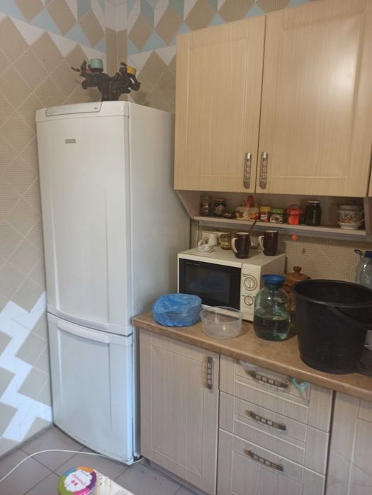 (13) Продам крепкий дом в Сухом Лимане 2 этажа
