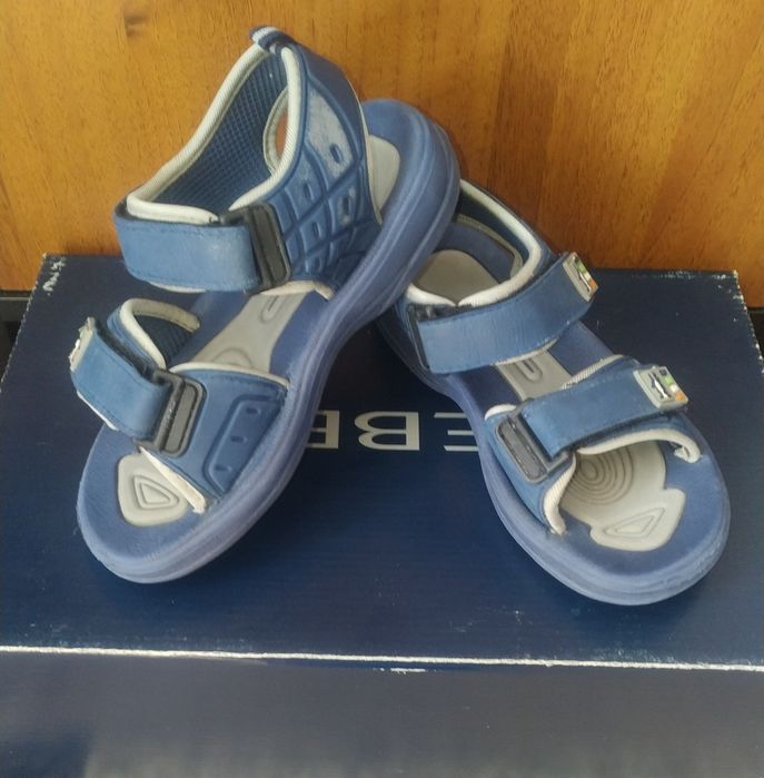 Детские сандалии.
