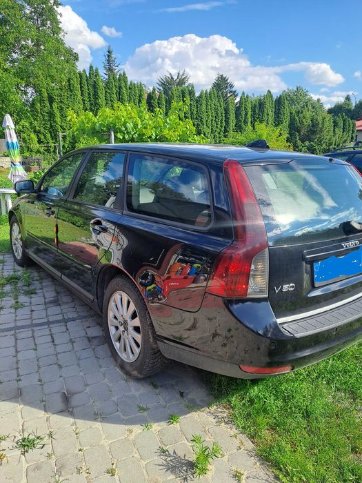Volvo v50 2.0.d 2008 r. uszkodzona skrzynia.