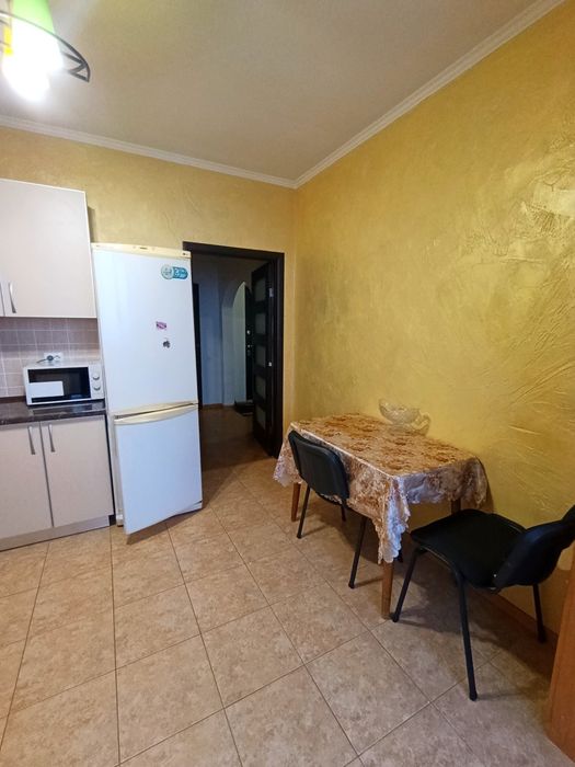 Оренда 1кімнатної Озерна Лісогринівецька