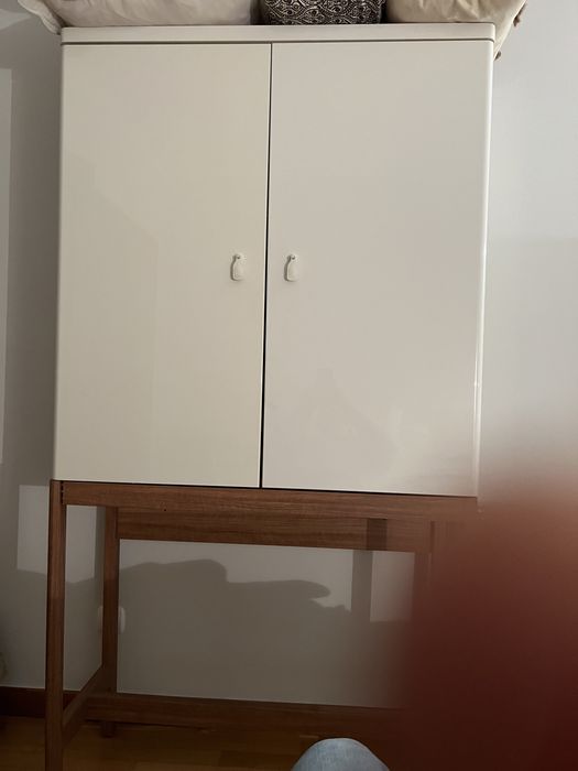 Armario Ikea lacado a branco