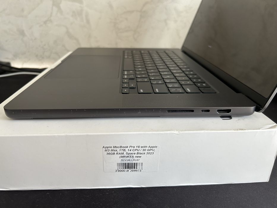 macbook pro m3 pro 36 - купити ноутбуки та аксесуари - Ціна на OLX.ua