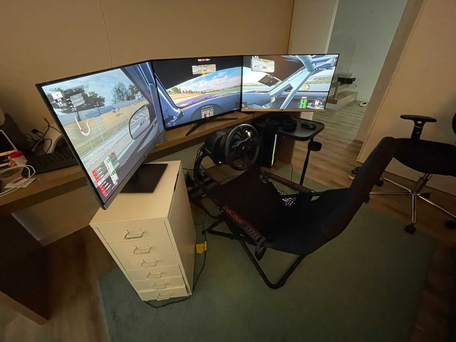 Playseat Challenge + Volante Thrustmaster T300 RS + Pedais TLCM Load Cell + Estabilizador volante