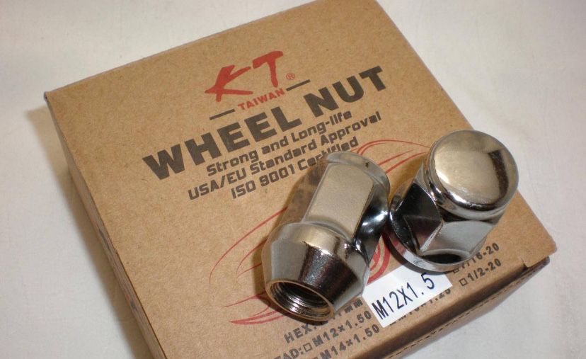 Гайка колісна конус хром М12х1,5х35 ключ 19. Ціна за 20 гайок. Турбо