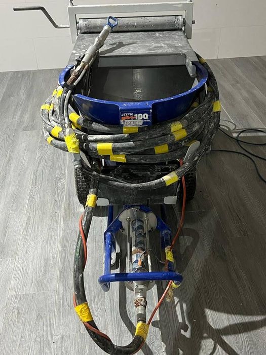 Máquina a venda em muito bom estado