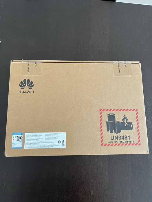 Huawei MateBook D 14 i5 / 8 GB / 512 GB SSD / Windows 11 – stan idealny