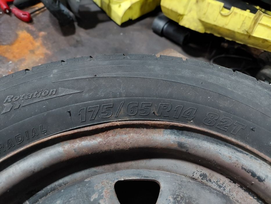 4 Rodas com pneus 175/65 R14 Hyndai Getz