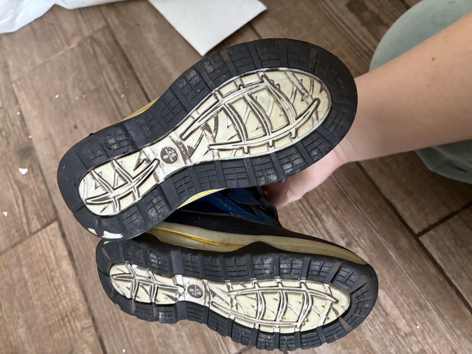 Віддам дитяче взуття на хлопчика безкоштовно