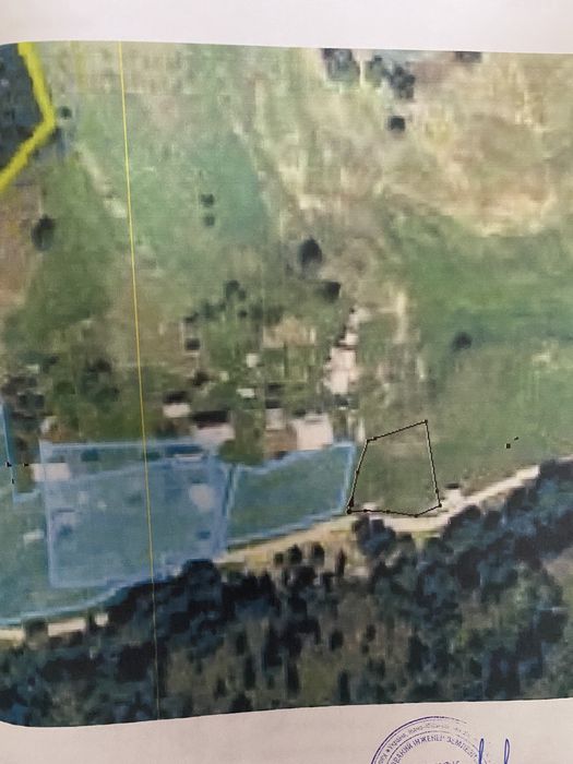 Продається земельна ділянка під забудову 700 м від центральної дороги