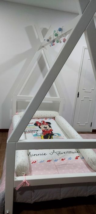 Cama de criança como nova