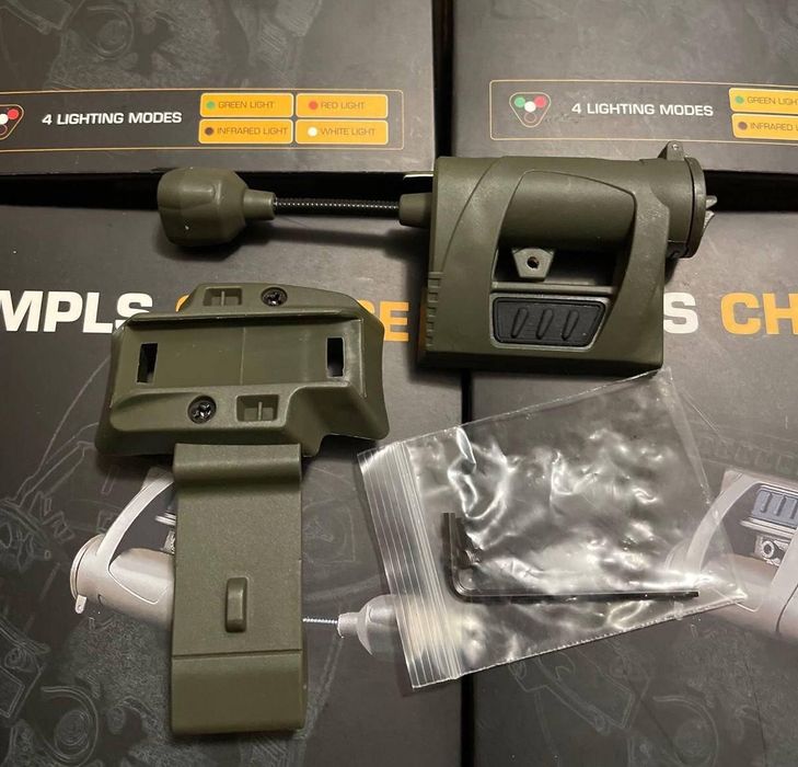 Ліхтар на військовий шолом олива Тактичний ліхтар фонарик на каску